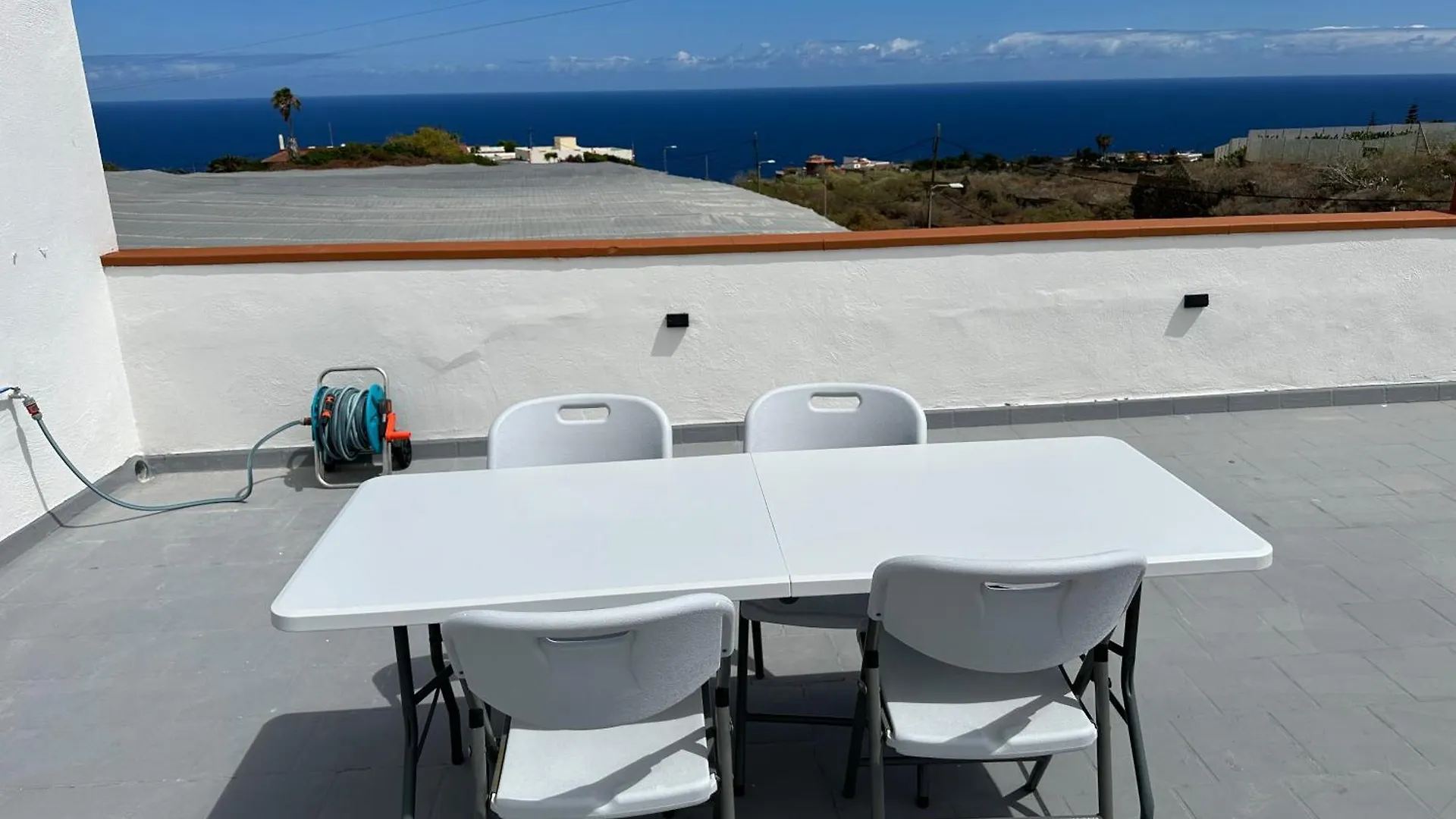 New Modern Apartment, Scandinavian Style, Ocean View, Huge Terrace إيكود ذي لوس فينوس
