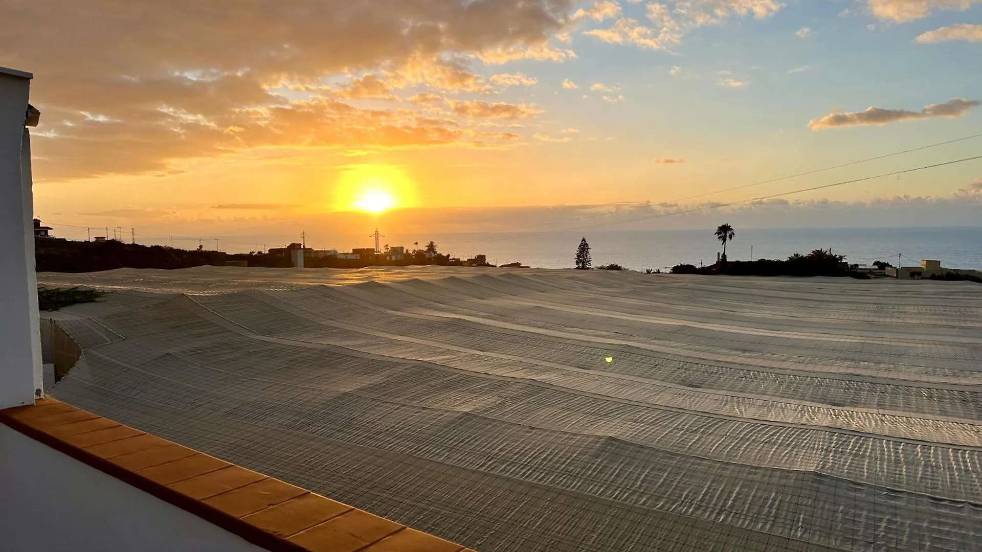 New Modern Apartment, Scandinavian Style, Ocean View, Huge Terrace إيكود ذي لوس فينوس 0*,  إسبانيا